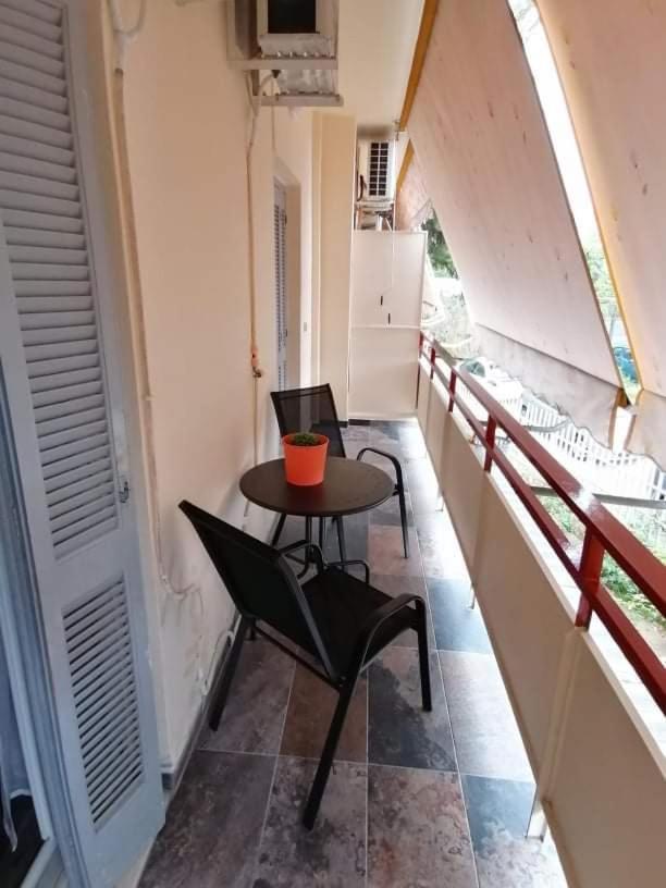 Cozy Apartment Near Metro Station Agia Marina Athene Buitenkant foto