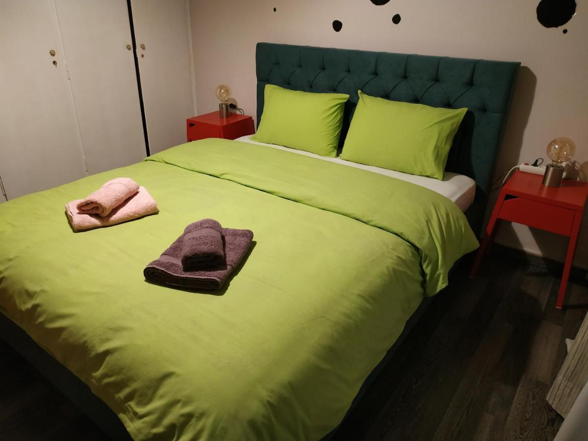 Cozy Apartment Near Metro Station Agia Marina Athene Buitenkant foto